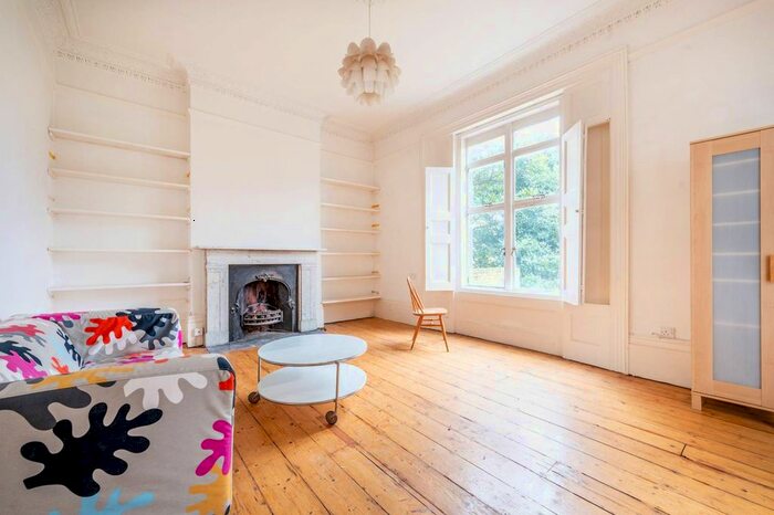 1 Bedroom Flat To Rent In Guildford Road, Stockwell, London, SW8