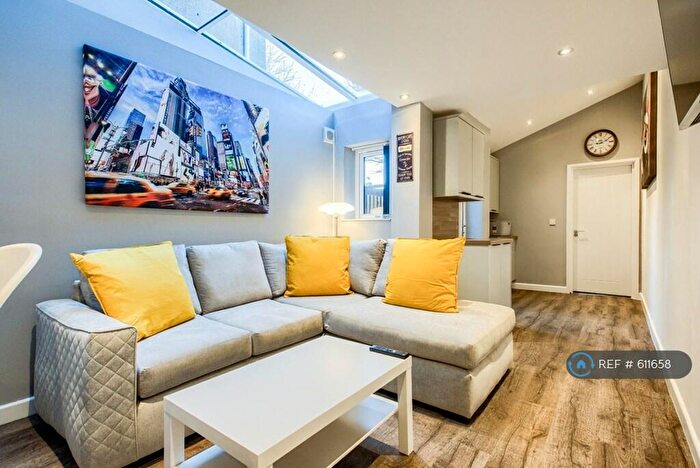 6 Bedroom Terraced House To Rent In Tiverton Road, Birmingham, B29