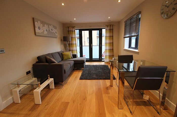 1 Bedroom Apartment To Rent In Weldale Street, Reading, RG1
