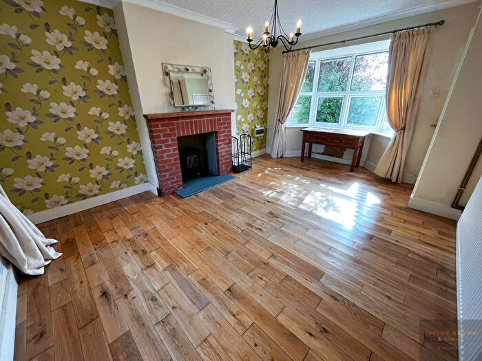 3 Bedroom Town House For Sale In Stainsby Avenue, Heanor, Derbyshire, DE75