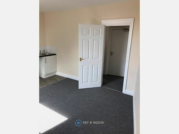 Studio To Rent In Newbegin, Hornsea, HU18