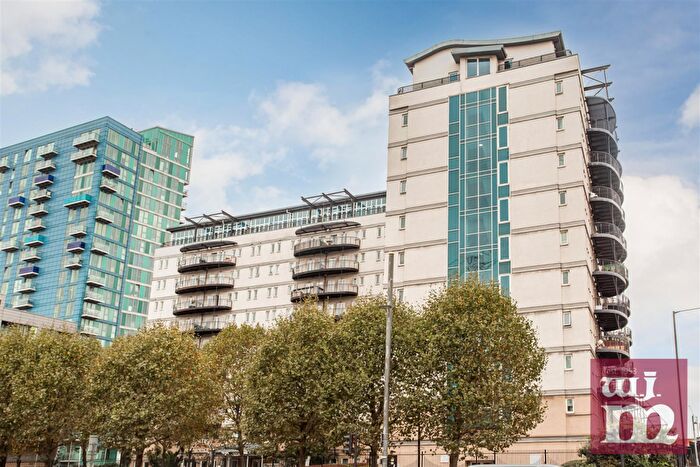 1 Bedroom Flat To Rent In Central House, Stratford, E15