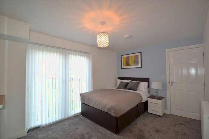 House Of Multiple Occupation To Rent In Leonardo Court, Corby, NN18