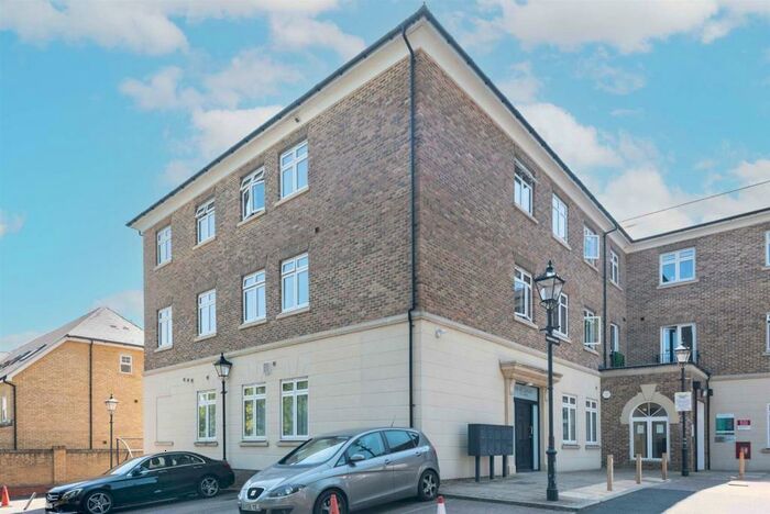 2 Bedroom Apartment To Rent In Mackintosh Street, BR2