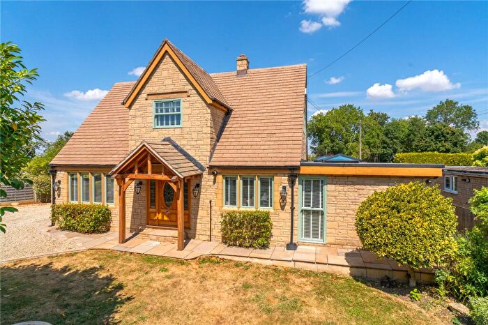 4 Bedroom Detached House For Sale In Evesham Road, Weston Subedge, Gloucestershire, GL55