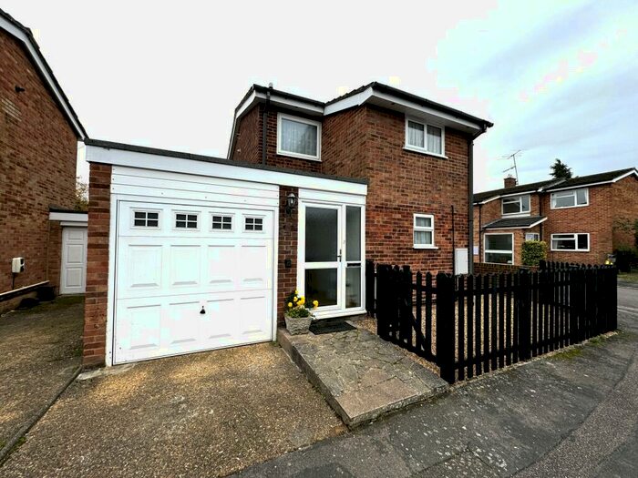 4 Bedroom Detached House To Rent In Danes Way, Leighton Buzzard, LU7