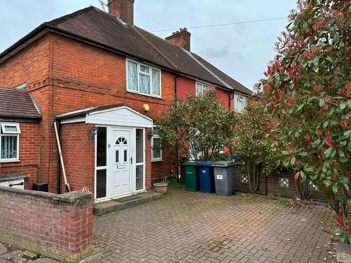 3 Bedroom End Of Terrace House To Rent In Deans Lane, Edgware, HA8