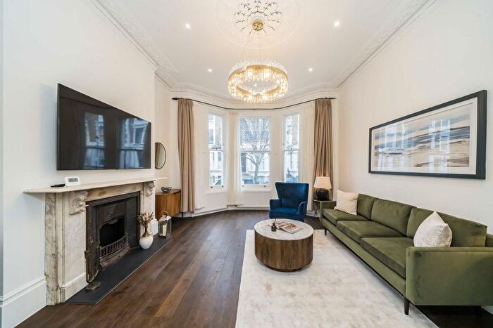 4 Bedroom Terraced House To Rent In St. Lawrence Terrace, London, W10