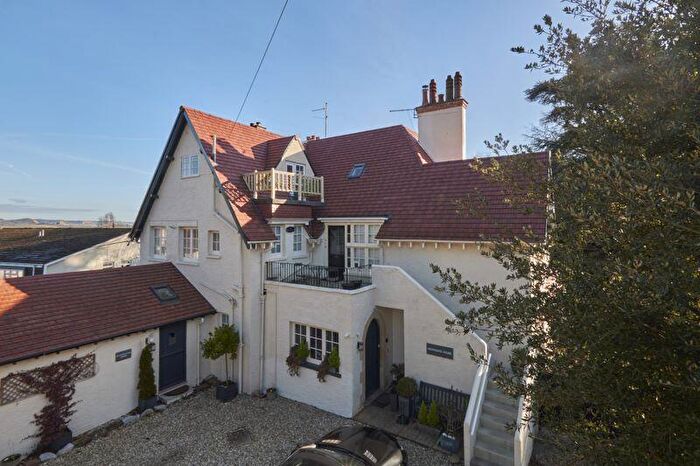 3 Bedroom Flat For Sale In Lansdowne Road, Budleigh Salterton, EX9