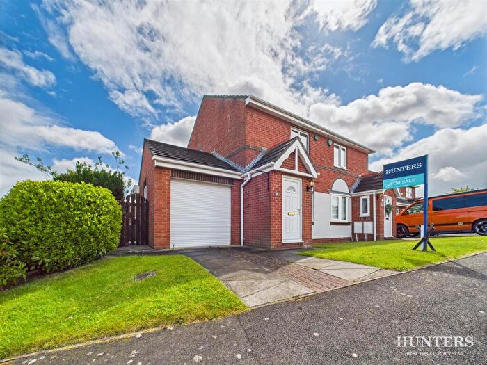 2 Bedroom Semi-Detached House For Sale In Cowell Grove, Highfield, Rowlands Gill, NE39