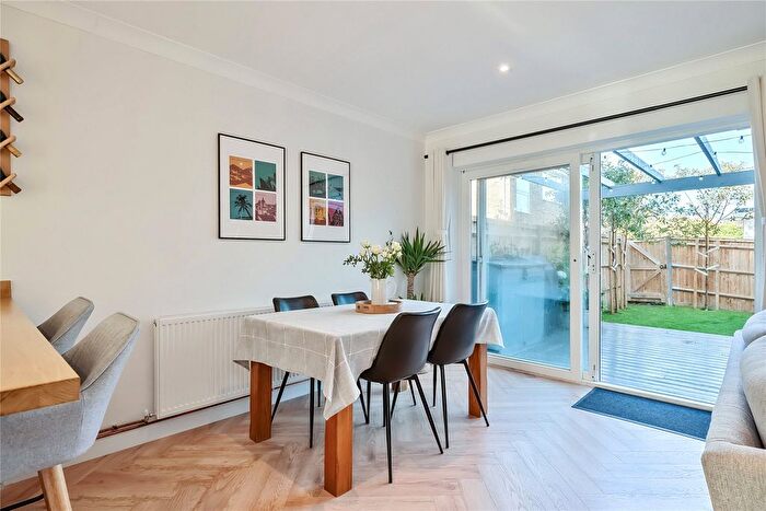 3 Bedroom End Of Terrace House For Sale In Hilda Vale Road, Orpington, BR6