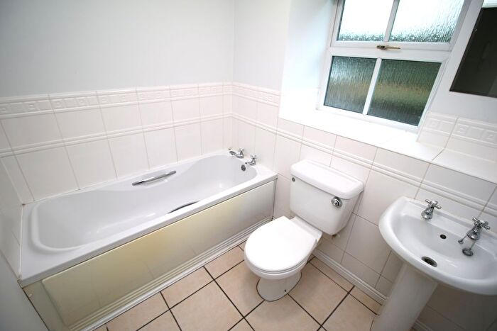 2 Bedroom Flat To Rent In Beanfield Avenue, Coventry, CV3