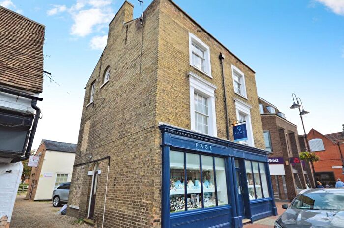 1 Bedroom Flat To Rent In Market Street, Ely, CB7