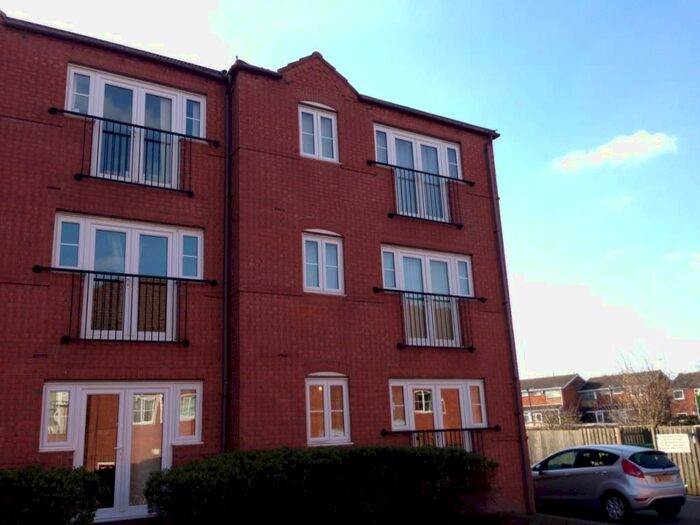 2 Bedroom Flat To Rent In Nuneaton Road, Bedworth, CV12