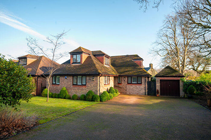 4 Bedroom Detached House For Sale In Cavendish Avenue, Dore, Sheffield, S17