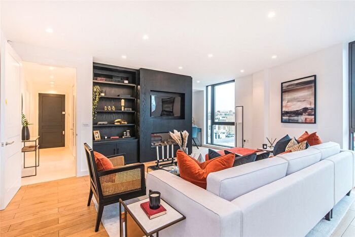 2 Bedroom Flat For Sale In Hand Amp; Flower House, Kings Road, London, SW6