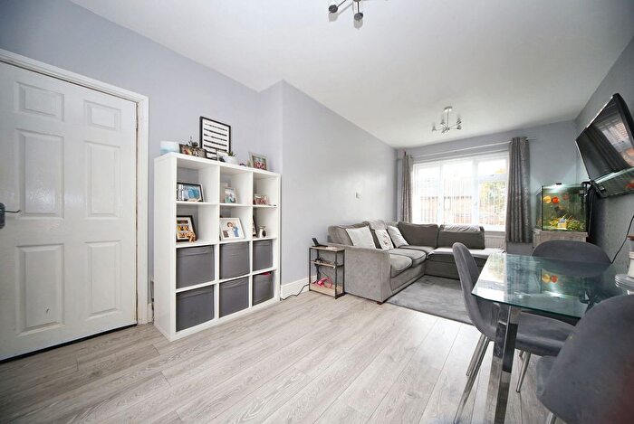 3 Bedroom Terraced House For Sale In Hampden Place, Wigan, WN5
