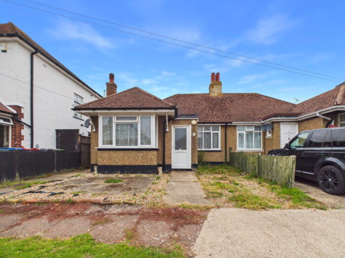 2 Bedroom Semi-Detached Bungalow To Rent In Fernlea Avenue, Herne Bay, CT6