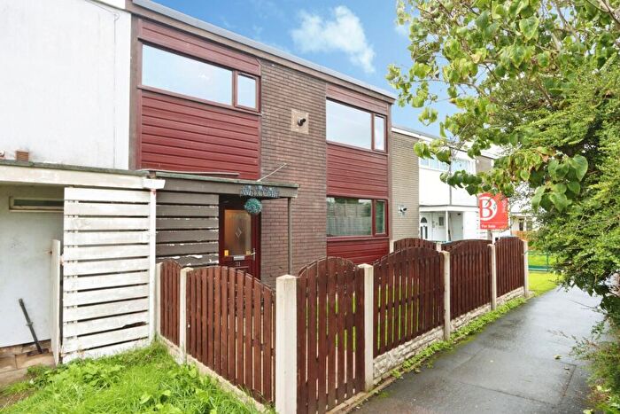 3 Bedroom Terraced House For Sale In Whinacre Walk, Sheffield, South Yorkshire, S8