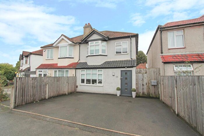 3 Bedroom Semi Detached House For Sale In Erskine Road, Sutton, SM1