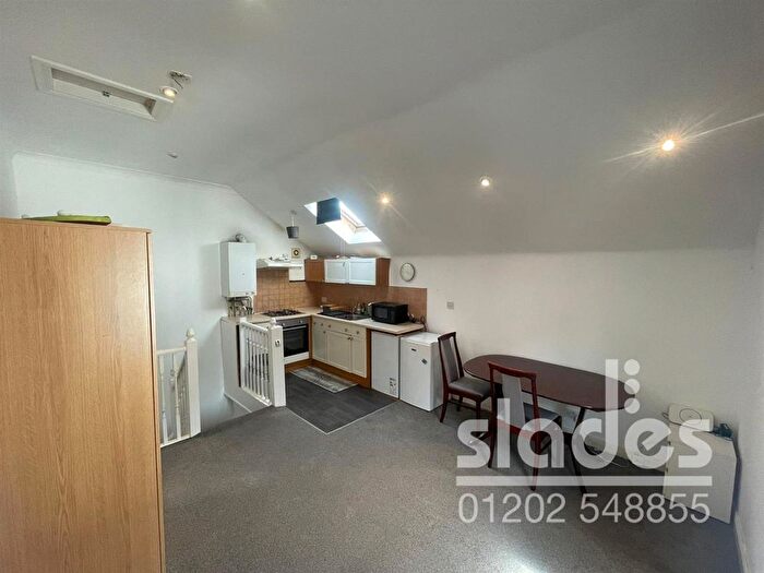 1 Bedroom Terraced House To Rent In Wimborne Road, Winton, Bournemouth, BH9