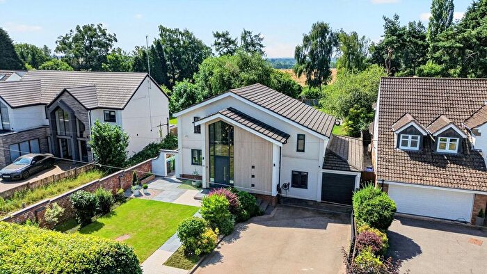 4 Bedroom Detached House For Sale In Hill Wootton Road, Leek Wootton, Warwick Warwickshire, CV35