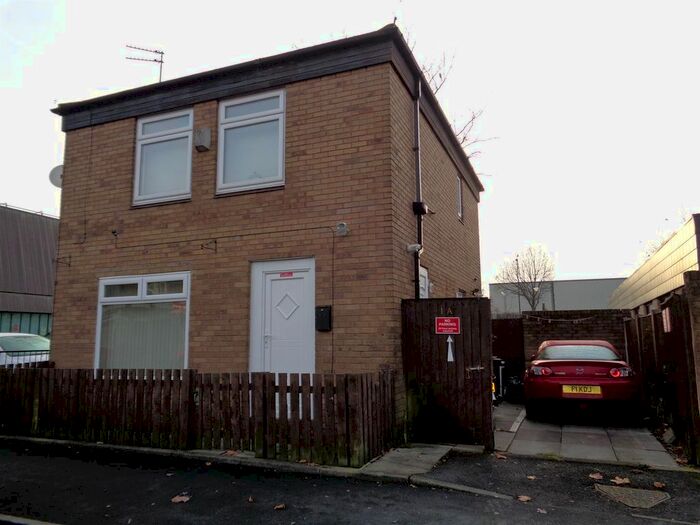 1 Bedroom Flat To Rent In Henry Street, St Helens, Merseyside, WA10