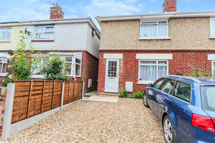 2 Bedroom Semi-Detached House To Rent In East Borough, Wimborne, Dorset, BH21