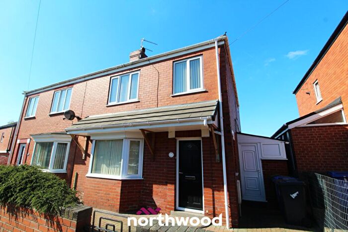 3 Bedroom Semi-Detached House For Sale In St Anne's Road, Belle Vue, Doncaster, DN4