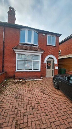 3 Bedroom Semi-Detached House To Rent In Balmoral Road, Doncaster, South Yorkshire, DN2