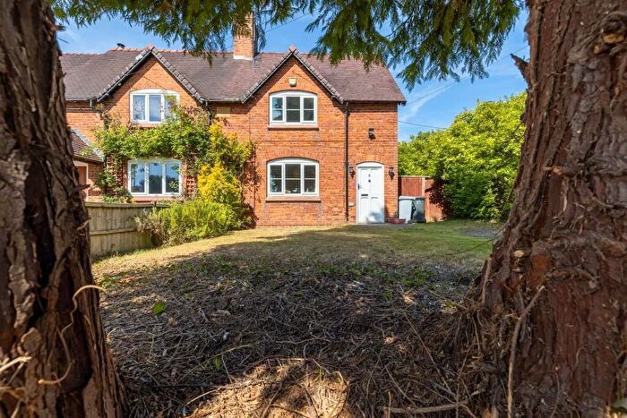 3 Bedroom Cottage For Sale In Weighbridge Cottage, Church Lane, Doddington, Nantwich, CW5