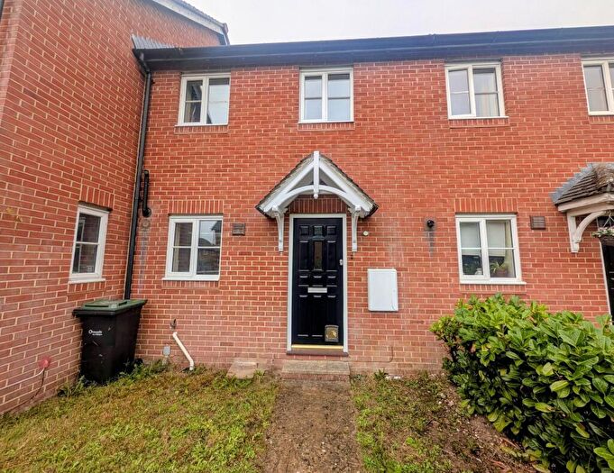 2 Bedroom Property To Rent In Whelan Way, SP4