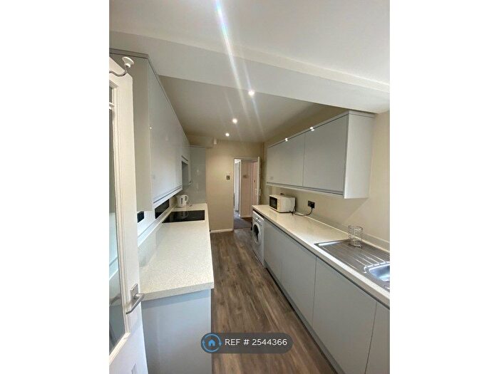 4 Bedroom Terraced House To Rent In Claverham Road, Bristol, BS16