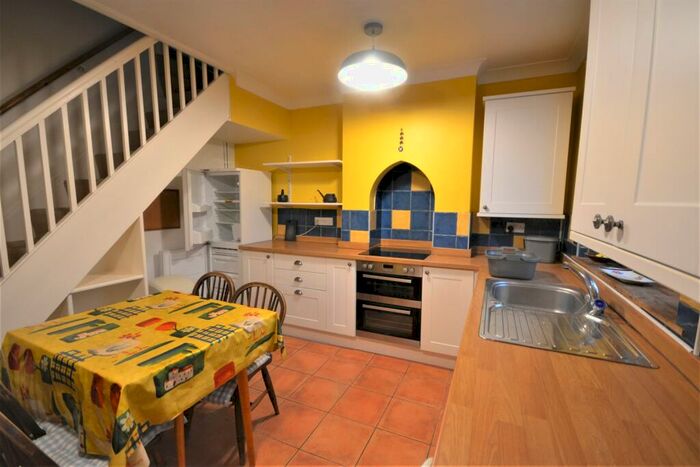 2 Bedroom End Of Terrace House To Rent In Mwrog Street, Ruthin, LL15