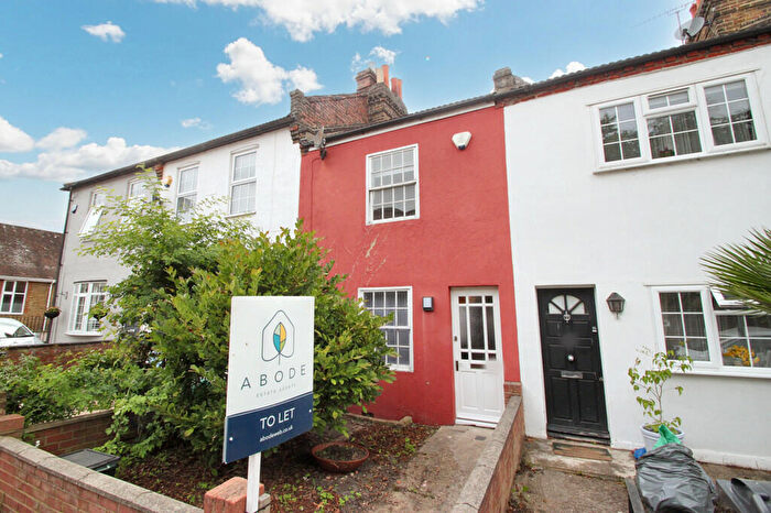 2 Bedroom Terraced House To Rent In Ray Lodge Road, Woodford Green, IG8