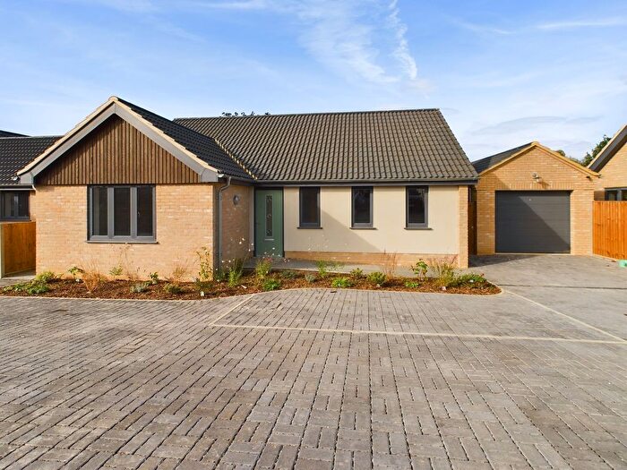 3 Bedroom Detached Bungalow For Sale In London Road, Downham Market, PE38