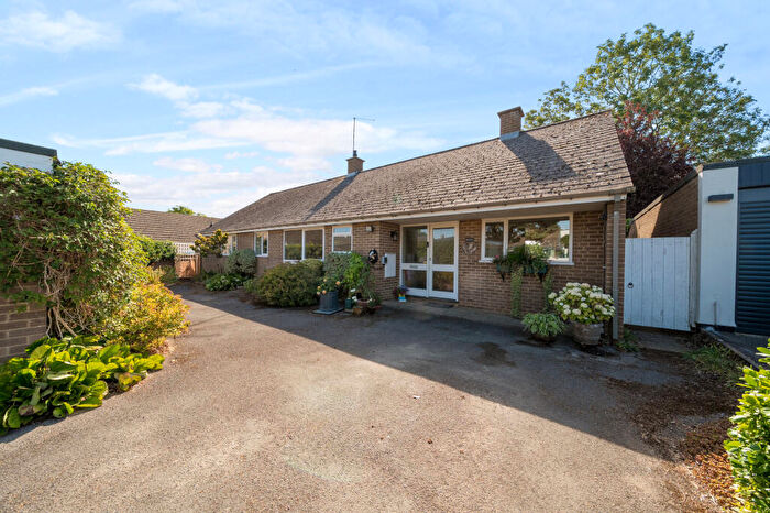 3 Bedroom Detached Bungalow For Sale In Rudgeway, Evenley, NN13