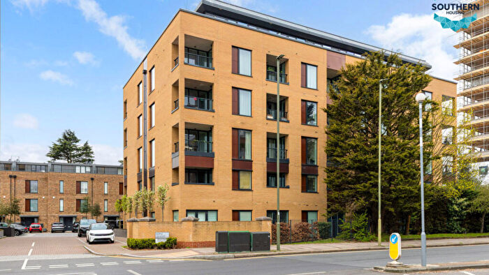 1 Bedroom Flat For Sale In Highbrook House, Quayle Crescent, Whetstone, N20