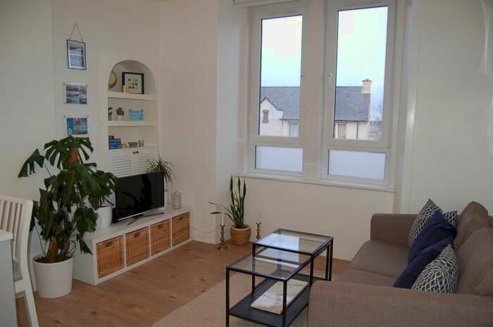 1 Bedroom Flat To Rent In Slateford Road, Slateford, Edinburgh, EH14