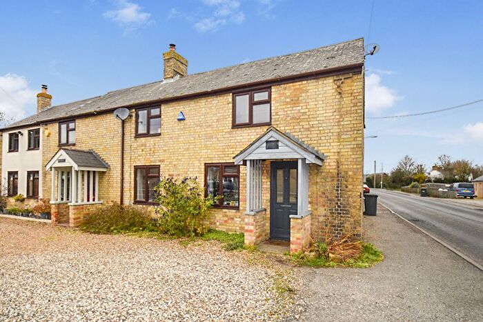 3 Bedroom Cottage For Sale In Warboys Road, Pidley, PE28