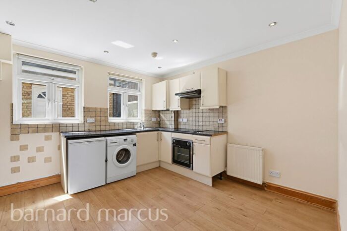 1 Bedroom Flat To Rent In Chiswick High Road, Chiswick, London, W4
