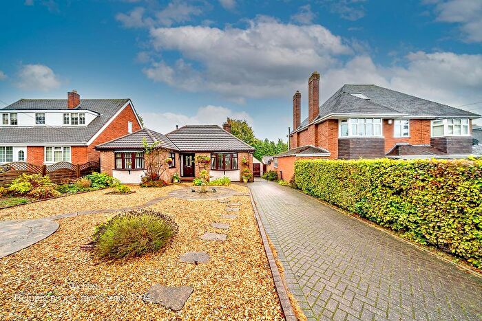 2 Bedroom Detached Bungalow For Sale In Old Penkridge Road, Cannock, WS11