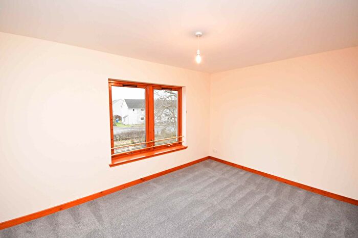 2 Bedroom Flat To Rent In Alltan Park, Culloden, Inverness, IV2