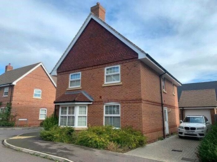 4 Bedroom Detached House To Rent In Blackthorn, Shinfield, Reading, Berkshire, RG2