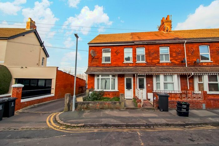 Studio To Rent In Hunt Street, Old Town, Swindon, SN1