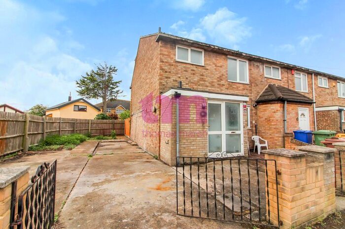 4 Bedroom End Of Terrace House To Rent In Moore Avenue, Tilbury, RM18