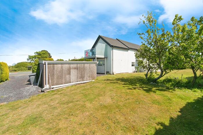 3 Bedroom Bungalow For Sale In Newborough, Llanfairpwllgwyngyll, Isle Of Anglesey, LL61