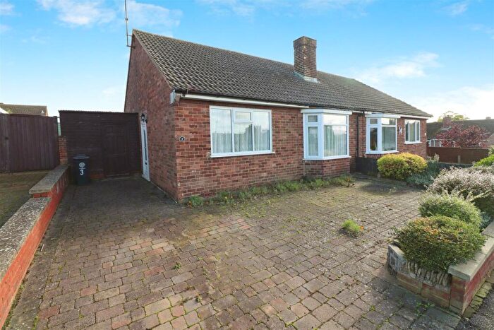 2 Bedroom Semi-Detached Bungalow For Sale In Alfred Street, Stanwick, NN9