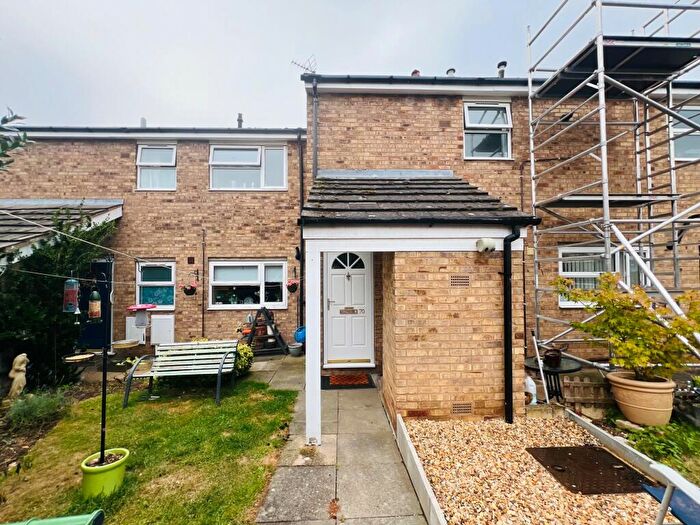 2 Bedroom Flat To Rent In Essex Road, Stamford, PE9