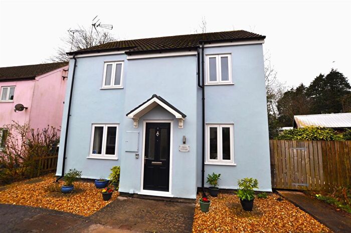 2 Bedroom Detached House For Sale In Wogan Mews, Laugharne, Carmarthen, SA33